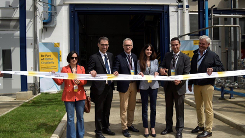 Community event celebrating the opening of the new PMMA Depolymerization pilot facility in Rho, Italy. Individuals from left to right: Valentina Giro (Deputy for sustainable development for the Rho Municipality), Hon. Vinicio Peluffo, MP (Standing Committee on Industry, Chamber of Deputies of Italy), Andrea Origgi (Trinseo Site Leader of Rho, Italy), Francesca Reverberi (Trinseo Senior Vice President of Engineered Materials & Chief Sustainability Officer), Andrea Orlandi (Mayor of Rho, Italy), Frank Bozich (Trinseo President & Chief Executive Officer).