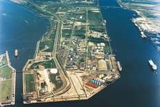 Small aerial view covestro antwerp 1541167856